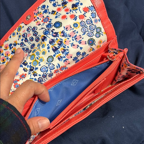 Vera Bradley Coral Floral Women's Wallet - Picture 6 of 10